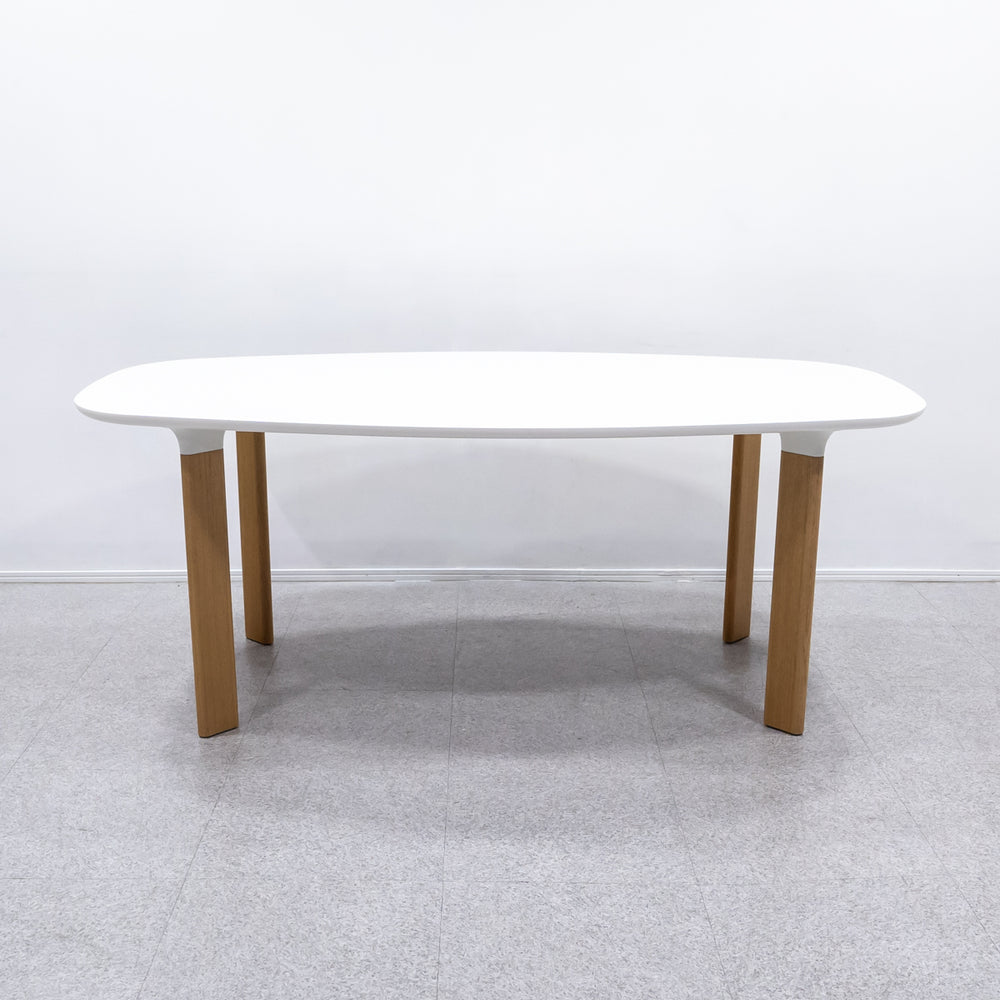 FRITZ HANSEN / ANALOG