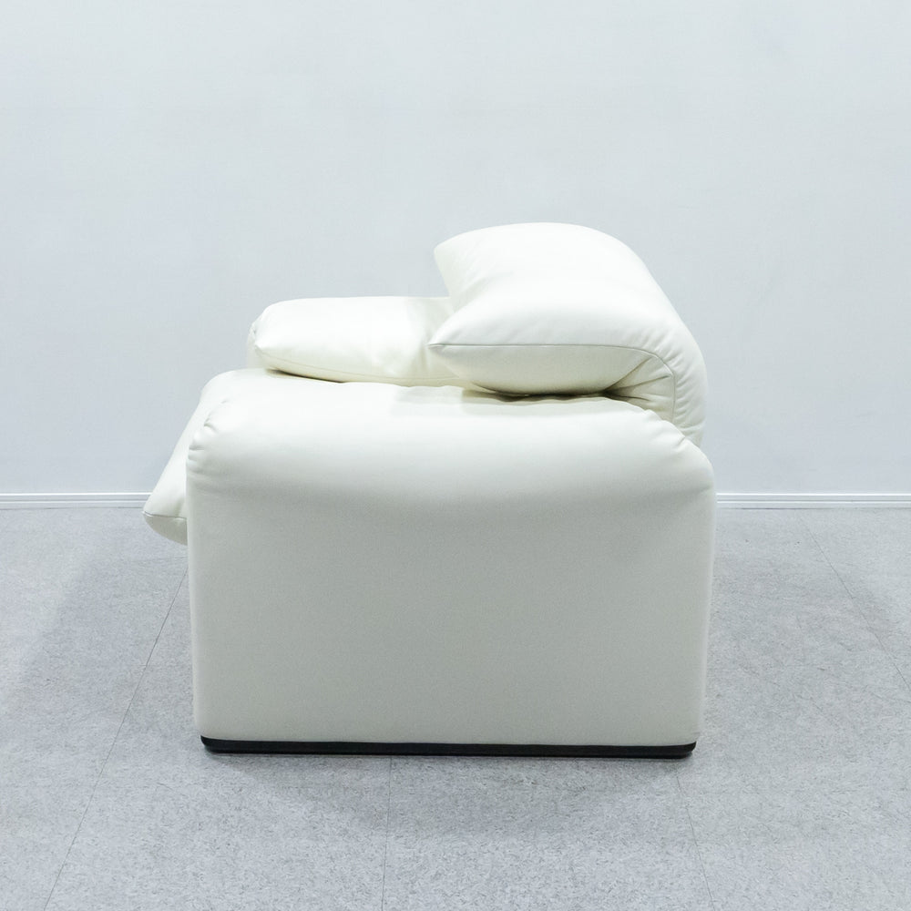 Cassina / 675 MARALUNGA