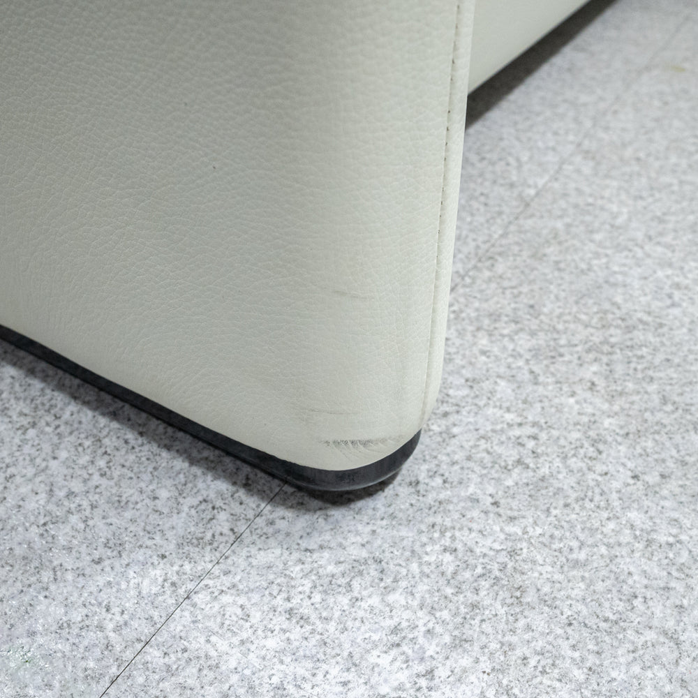 Cassina / 675 MARALUNGA