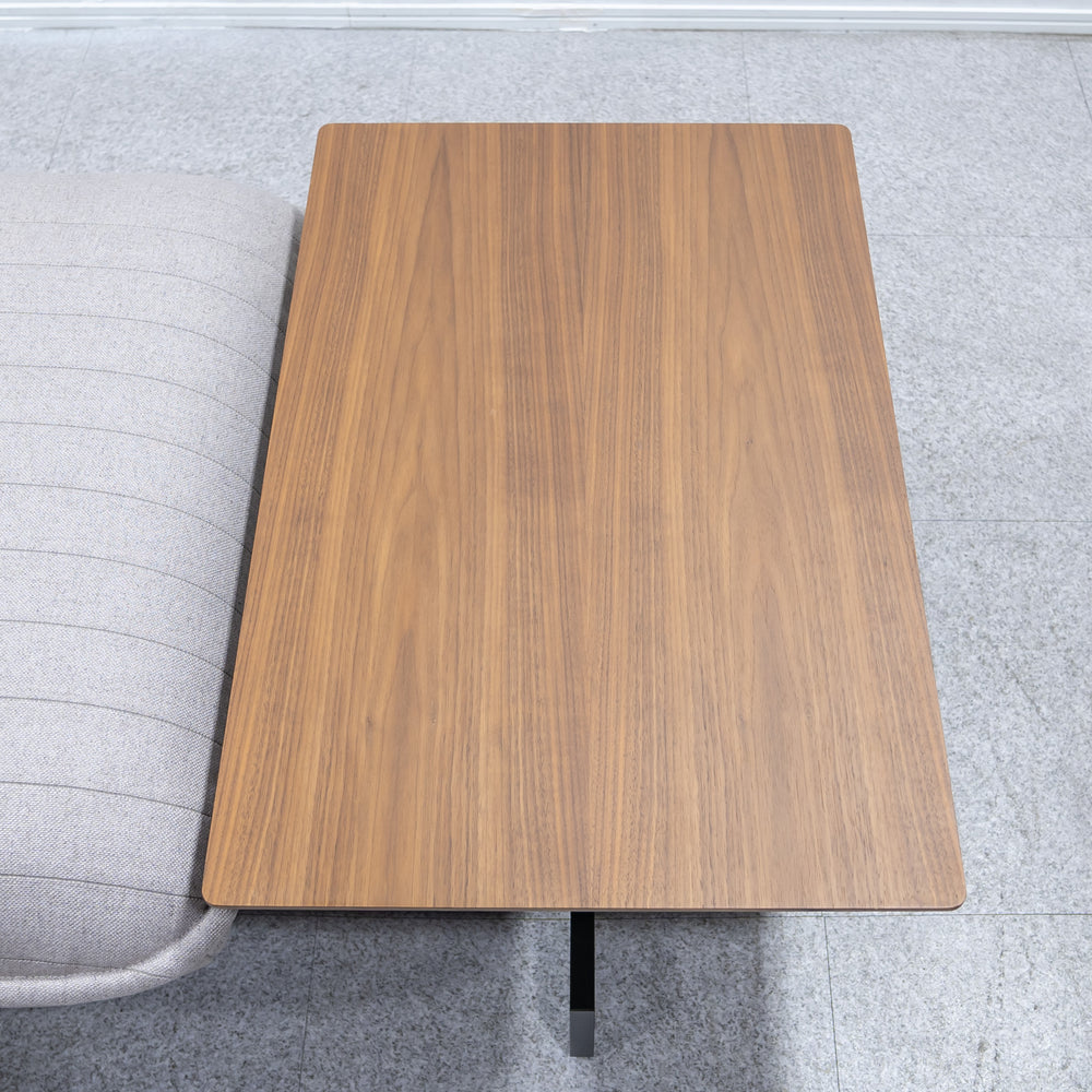 Cassina / 550 BEAM SOFA SYSTEM
