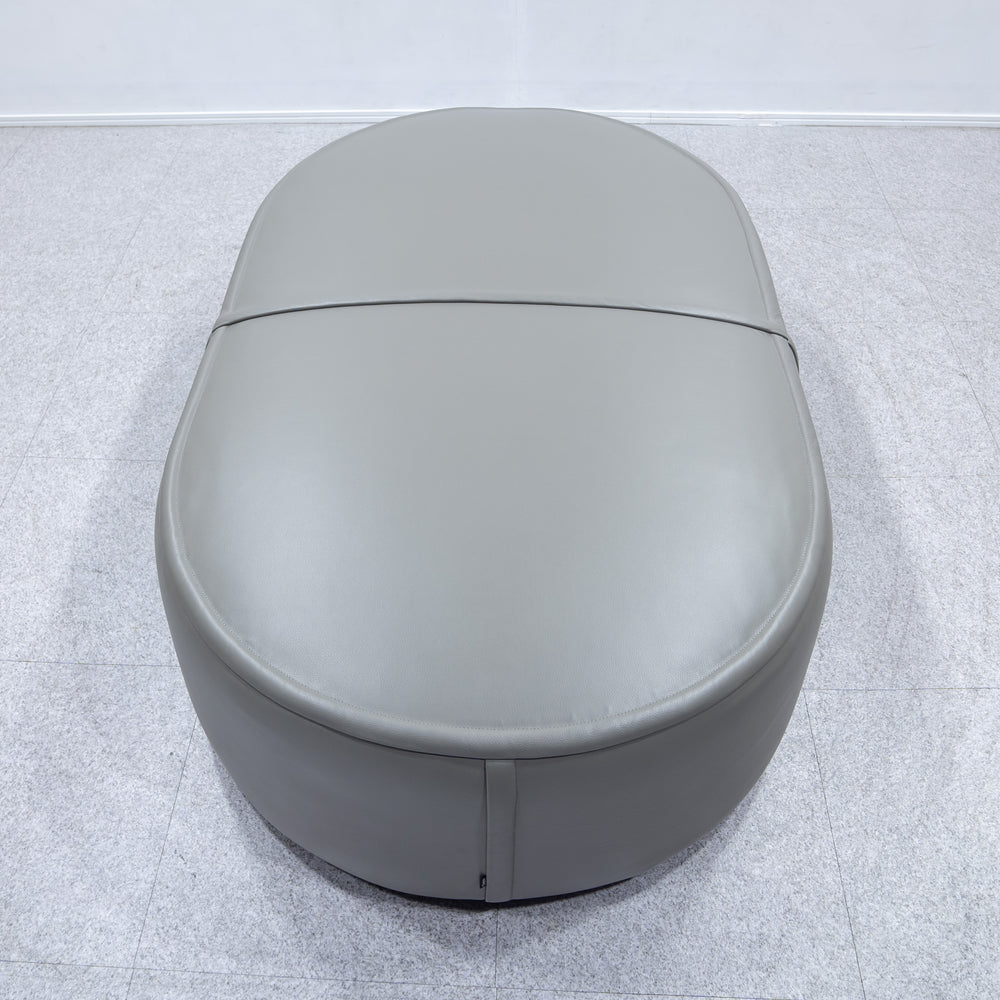 Cassina / 553 BOWY