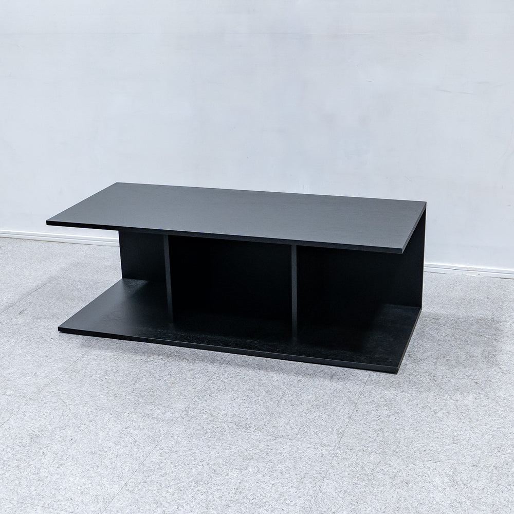 Cassina / MILOE