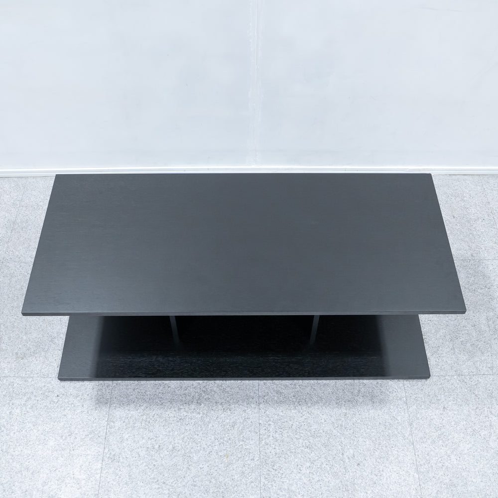 Cassina / MILOE