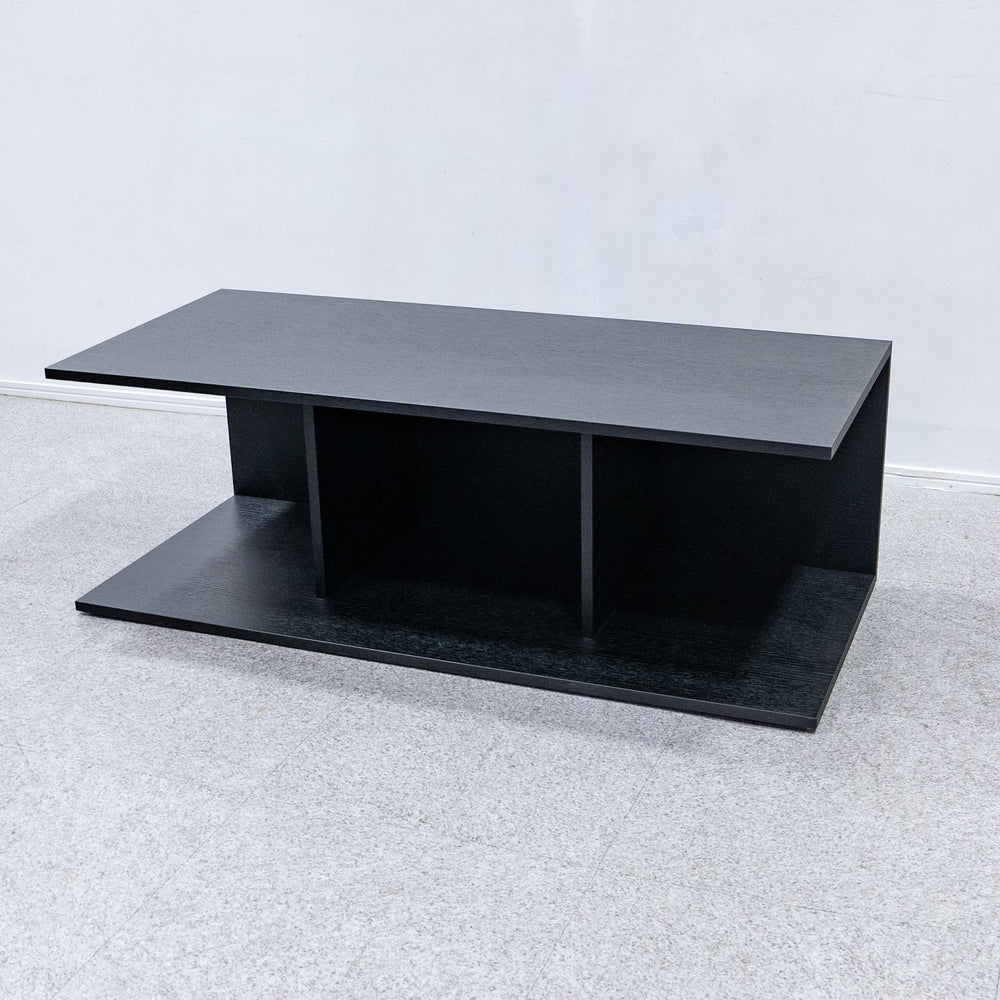 Cassina / MILOE