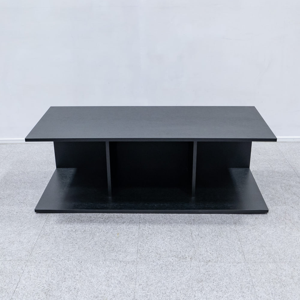 Cassina / MILOE