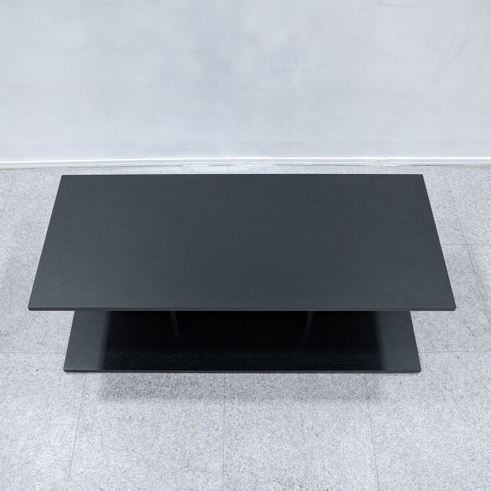 Cassina / MILOE