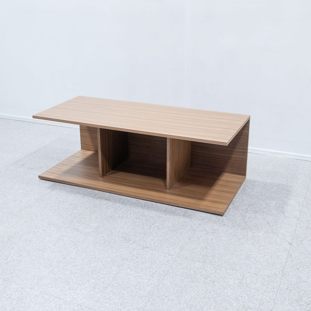 Cassina / MILOE