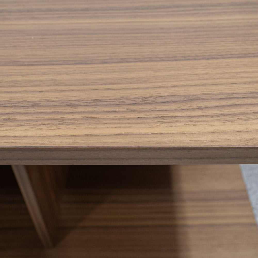 Cassina / MILOE