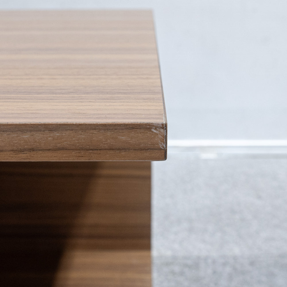 Cassina / MILOE