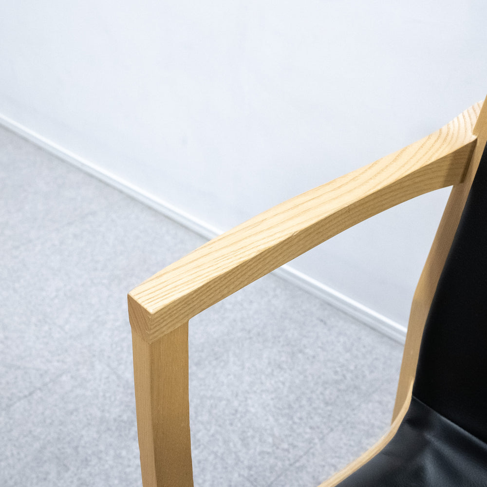 Cassina ixc. / WATT WOOD