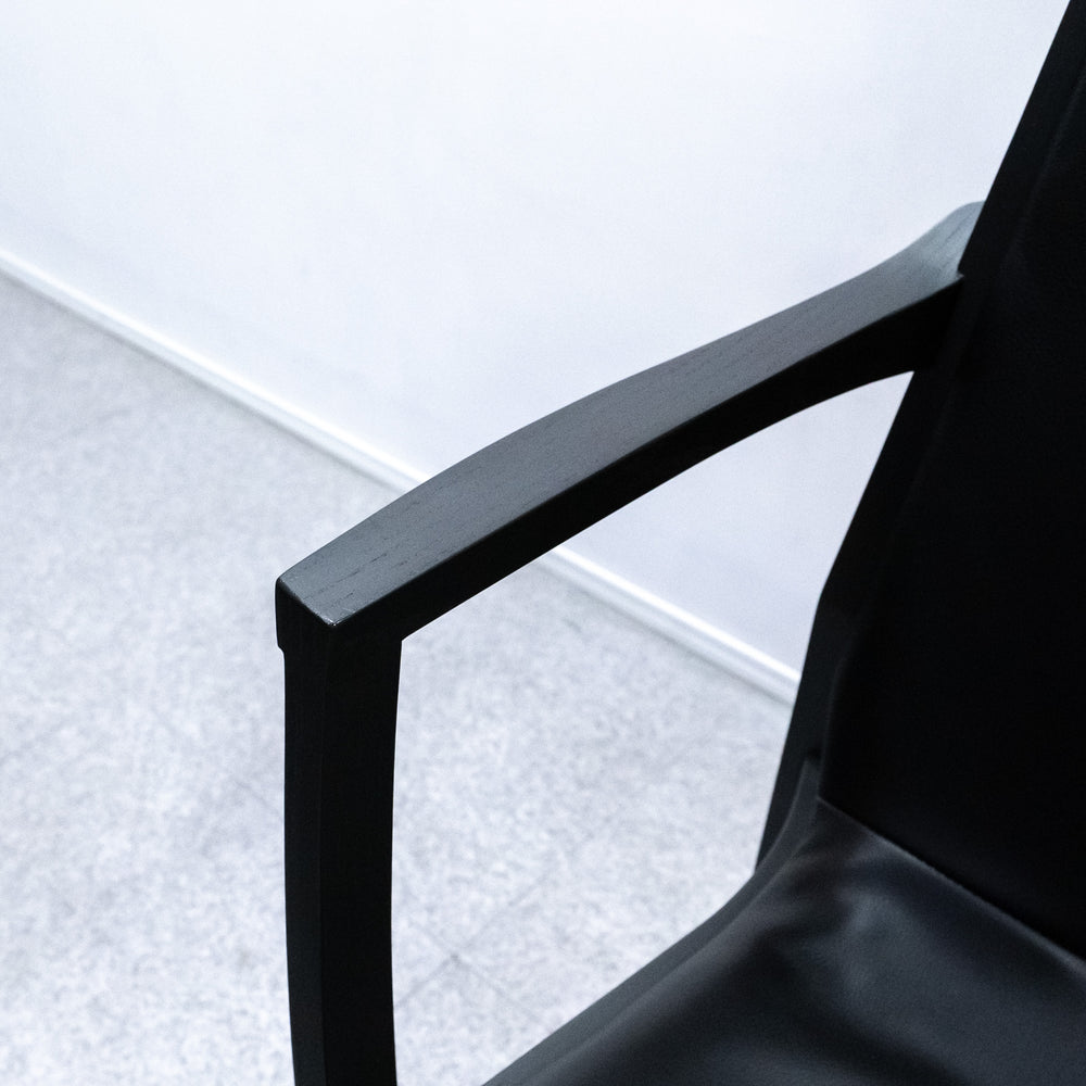 Cassina ixc. / WATT WOOD