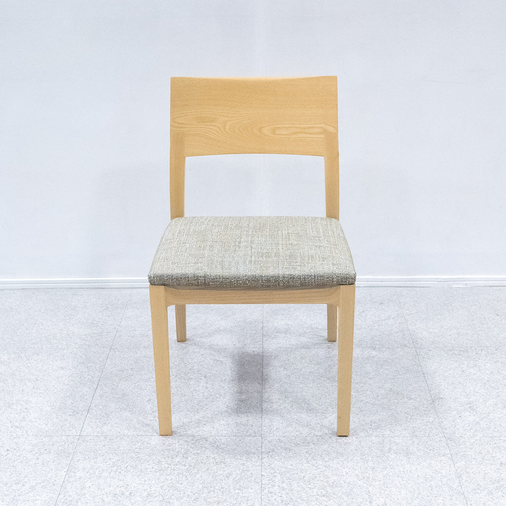 Cassina ixc. / CALM
