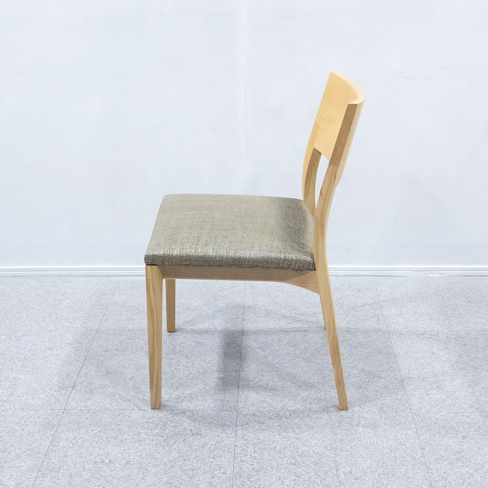 Cassina ixc. / CALM
