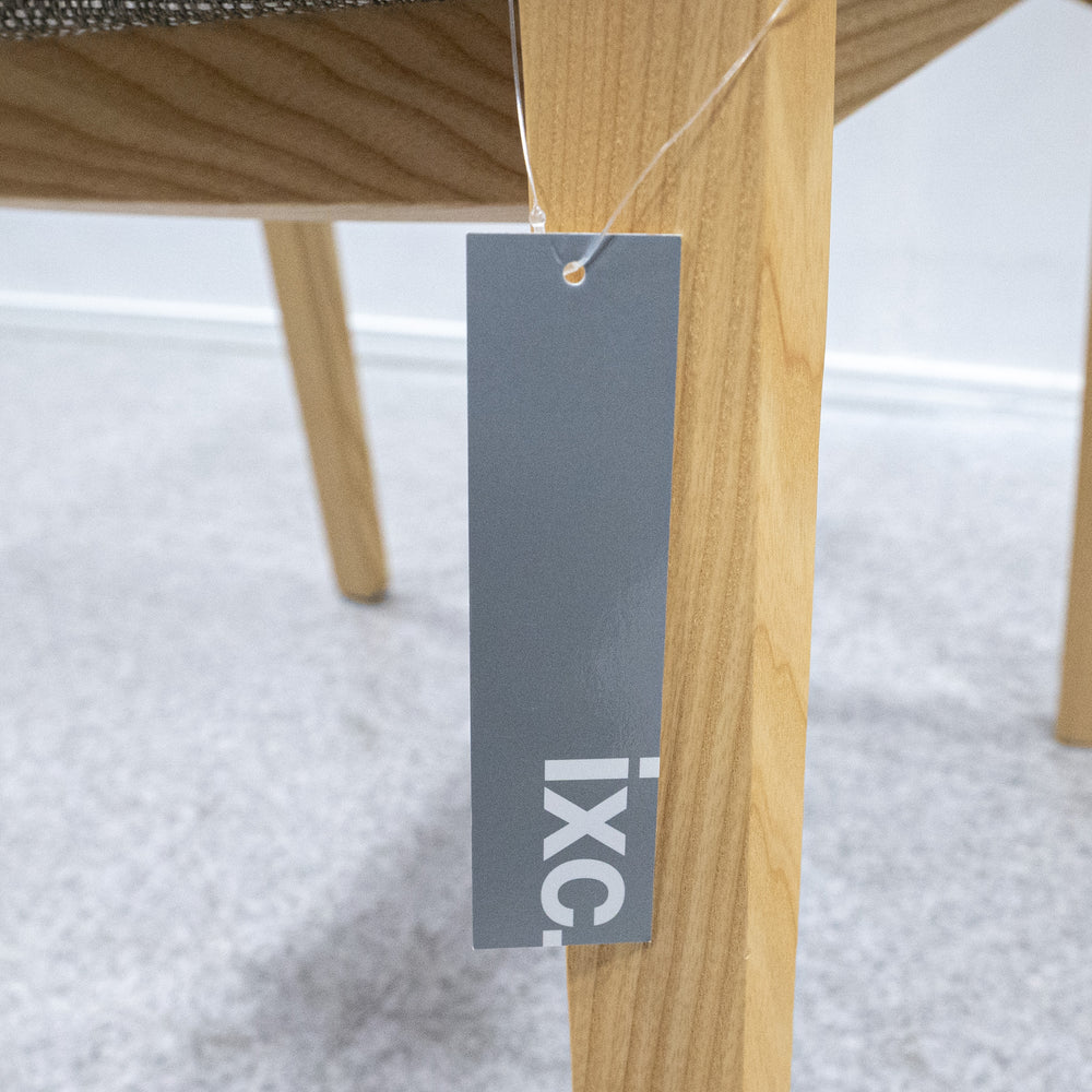 Cassina ixc. / CALM