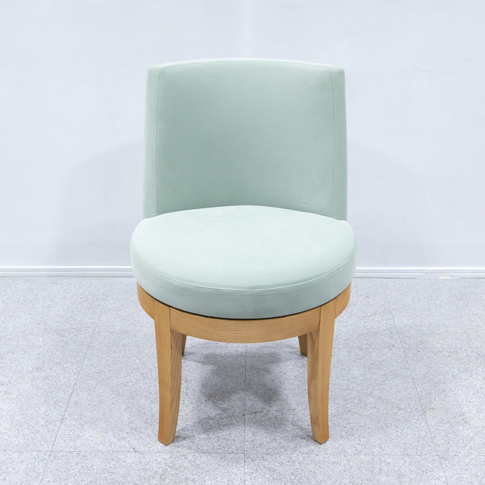 Cassina ixc. / CARDINAL