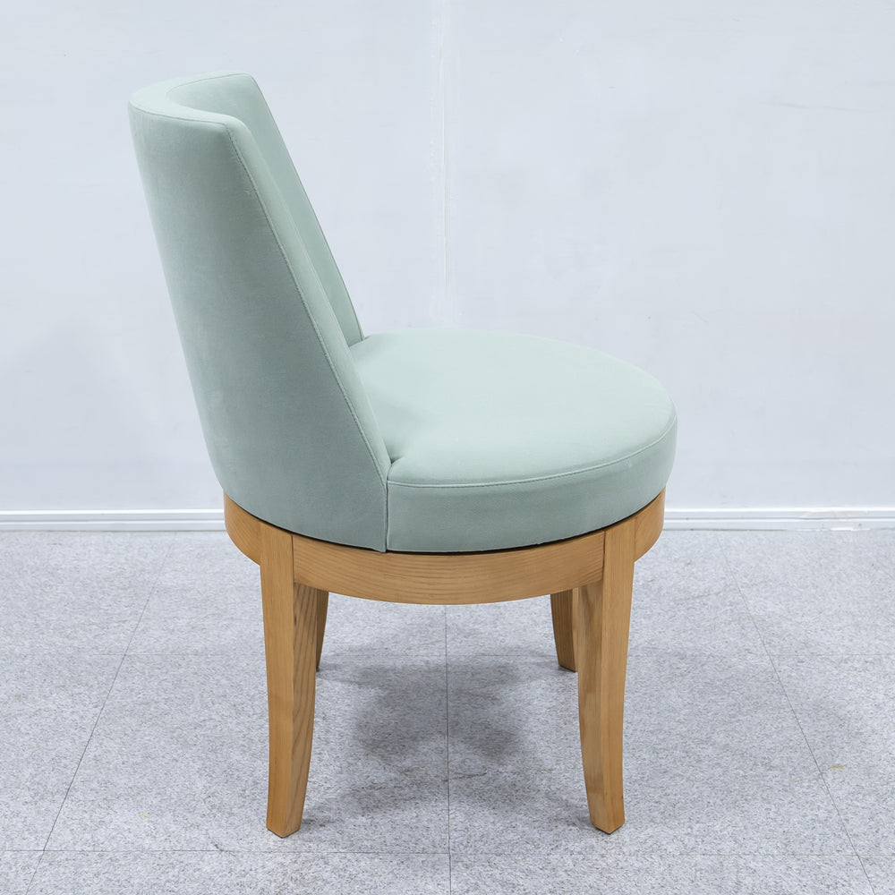 Cassina ixc. / CARDINAL