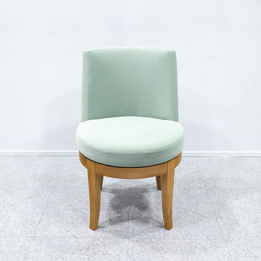 【展示品】Cassina ixc. / CARDINAL / カッシーナ・イクスシー