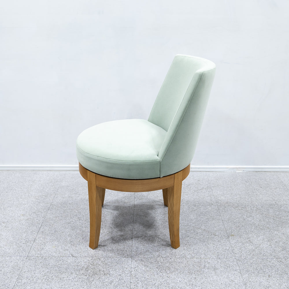【展示品】Cassina ixc. / CARDINAL / カッシーナ・イクスシー