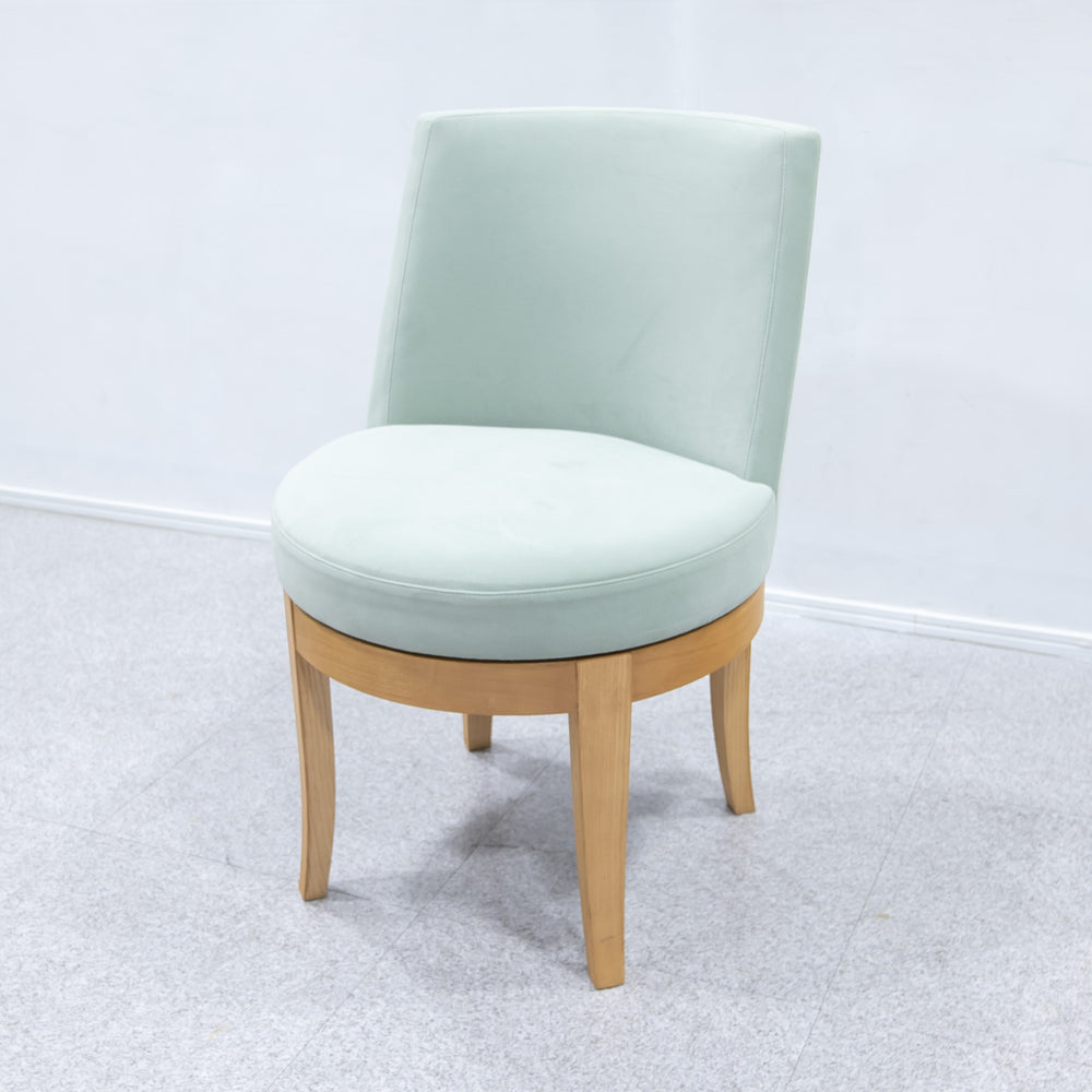 Cassina ixc. / CARDINAL