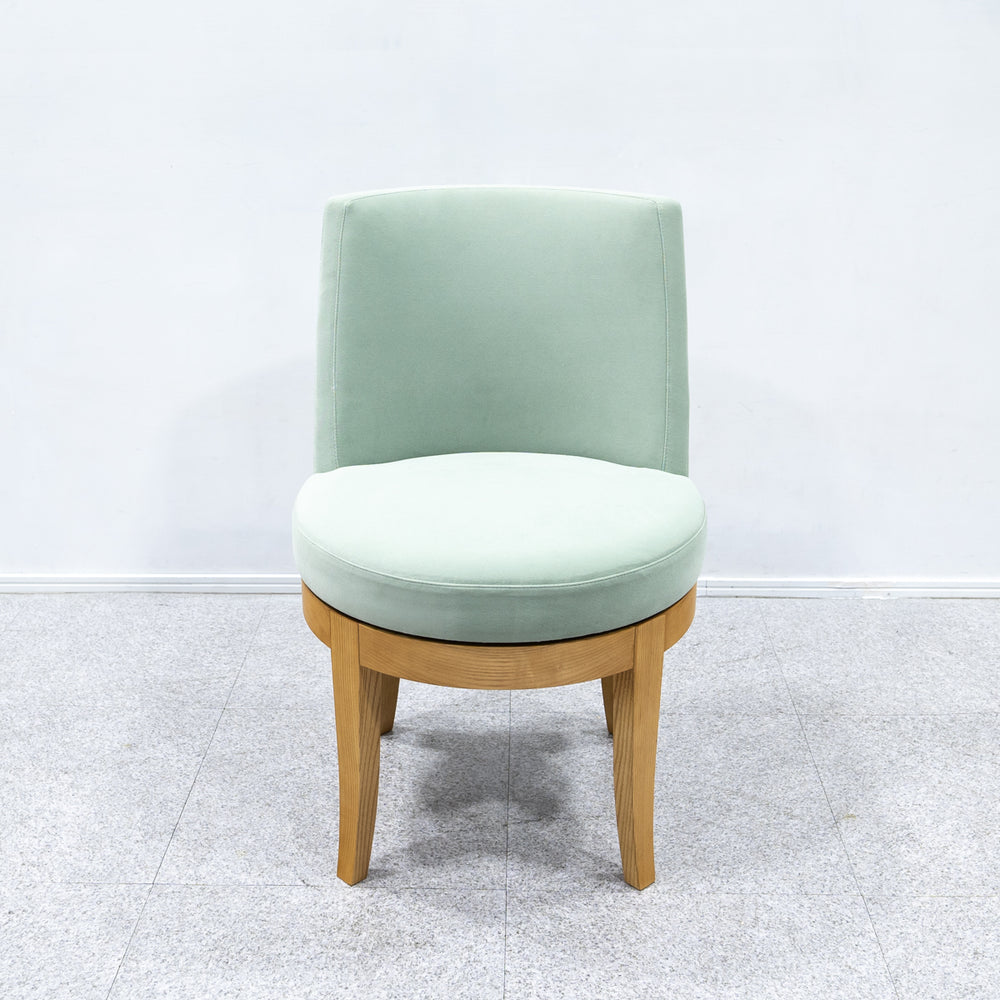 Cassina ixc. / CARDINAL