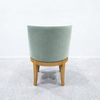 Cassina ixc. / CARDINAL
