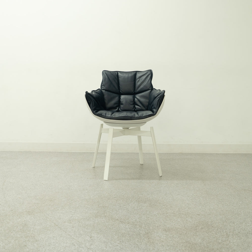 【展示品】B&B ITALIA / Husk / ビー・アンド・ビー イタリア