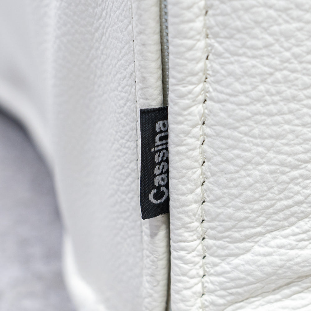 Cassina ixc. / 380 LA MISE