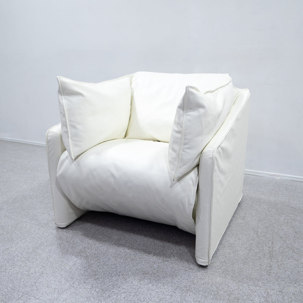 Cassina ixc. / 380 LA MISE