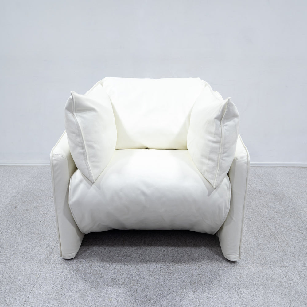 Cassina ixc. / 380 LA MISE