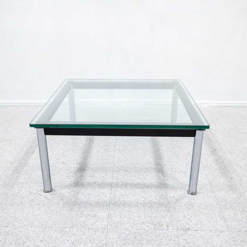 Cassina / 10 TABLE EN TUBE
