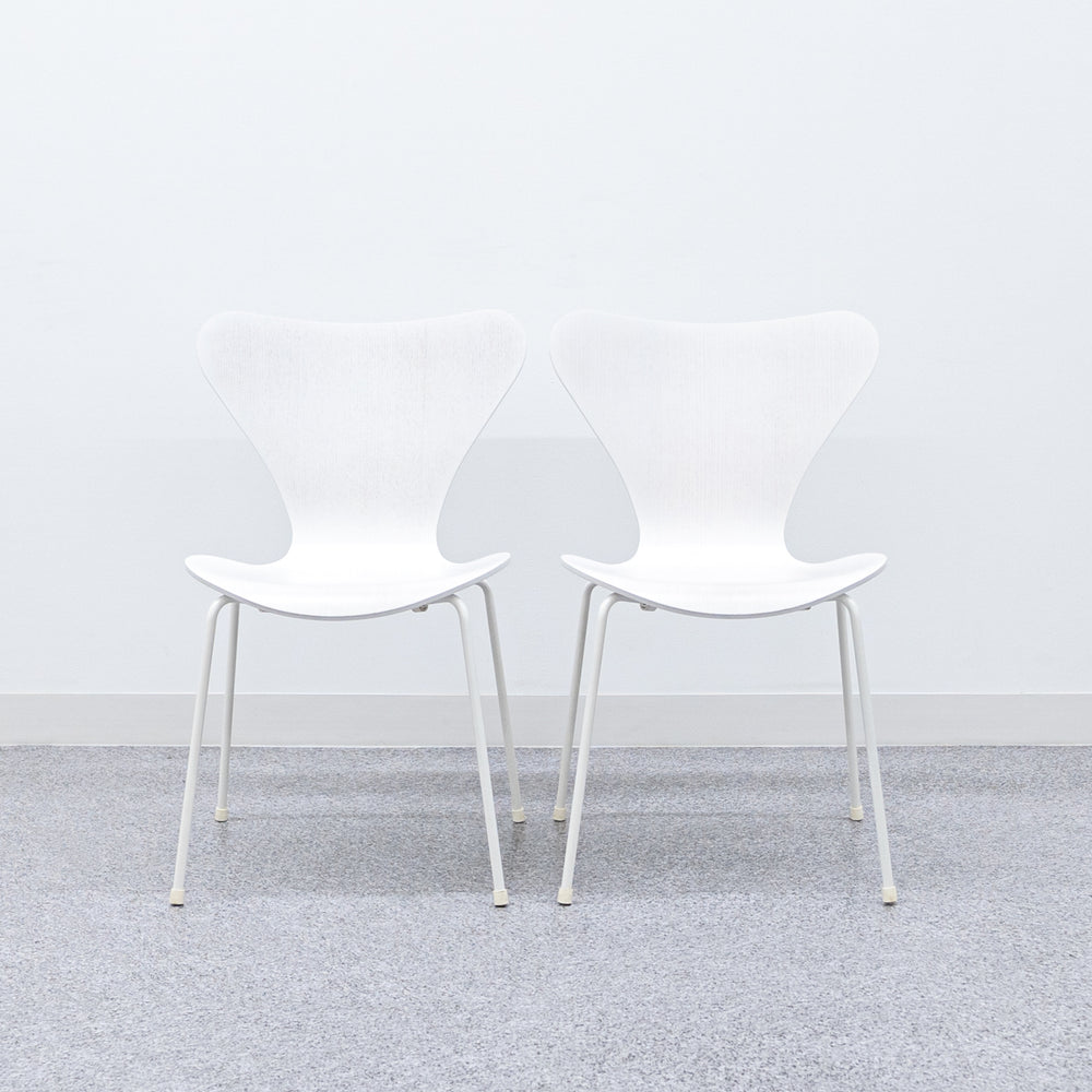 FRITZ HANSEN / SERIES 7