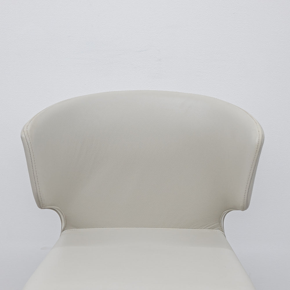 Cassina / 367 HOLA