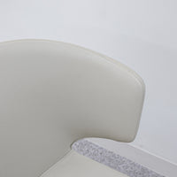 Cassina / 367 HOLA