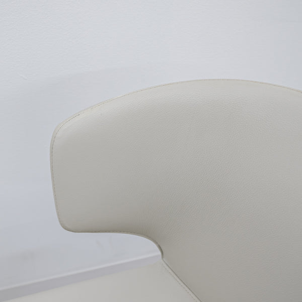Cassina / 367 HOLA