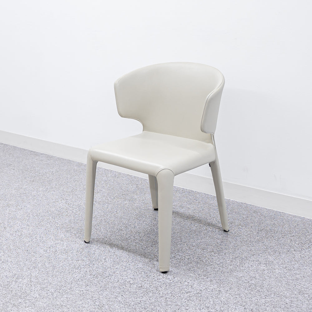 Cassina / 367 HOLA