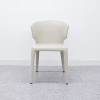 Cassina / 367 HOLA