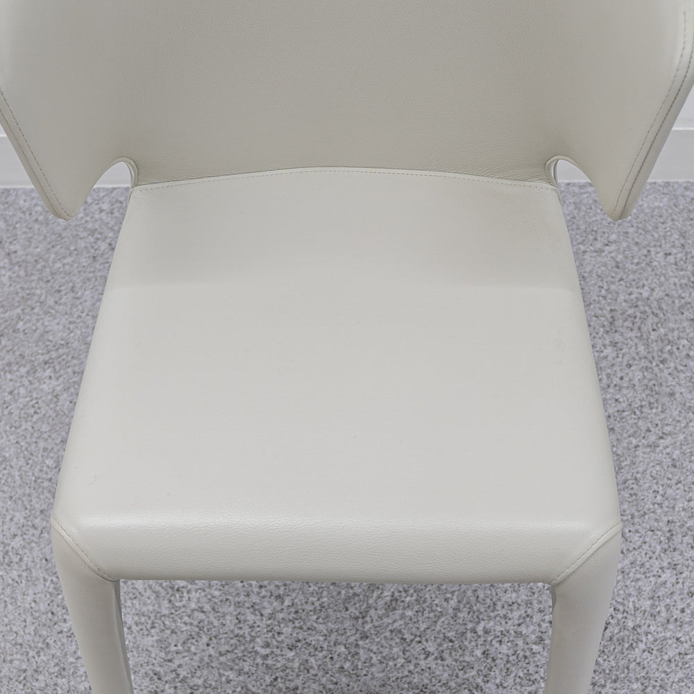 Cassina / 367 HOLA
