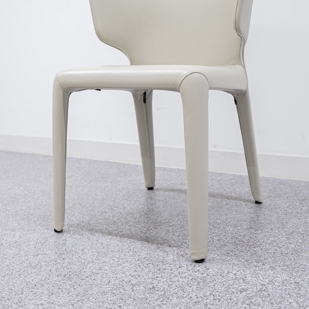 Cassina / 367 HOLA