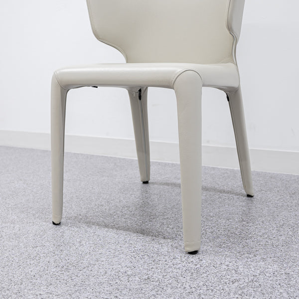 Cassina / 367 HOLA