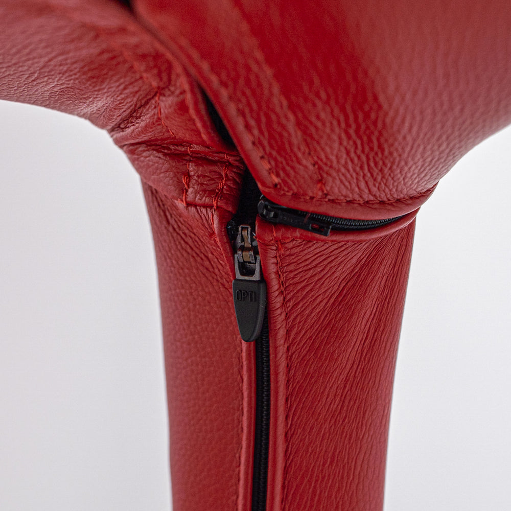 Cassina / 367 HOLA