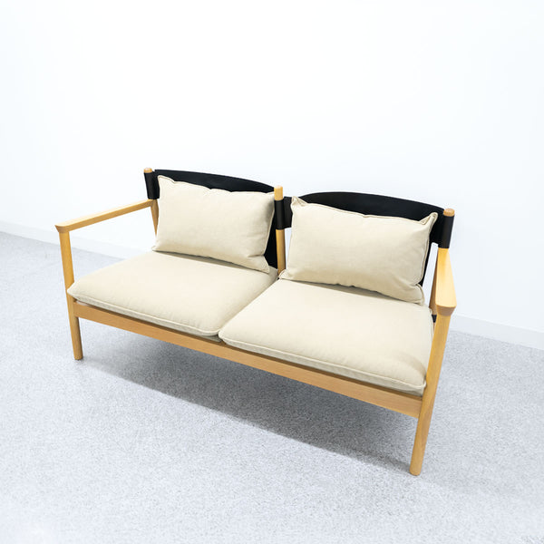 A.T.I.C / THOMPSON SOFA