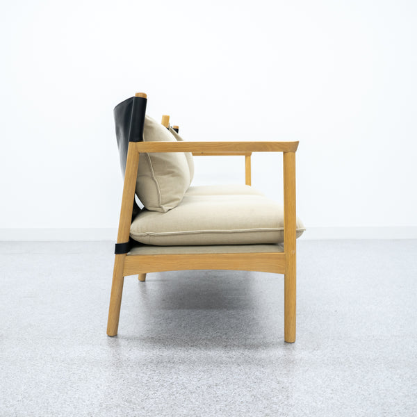 A.T.I.C / THOMPSON SOFA