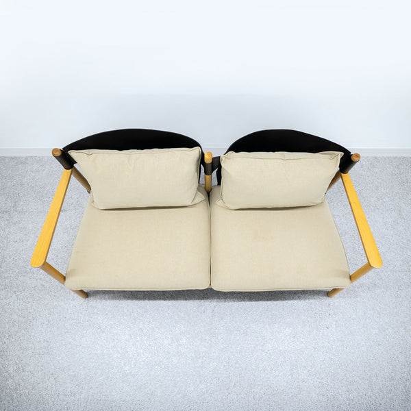 A.T.I.C / THOMPSON SOFA