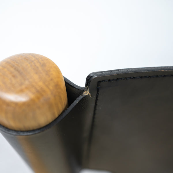 A.T.I.C / THOMPSON SOFA