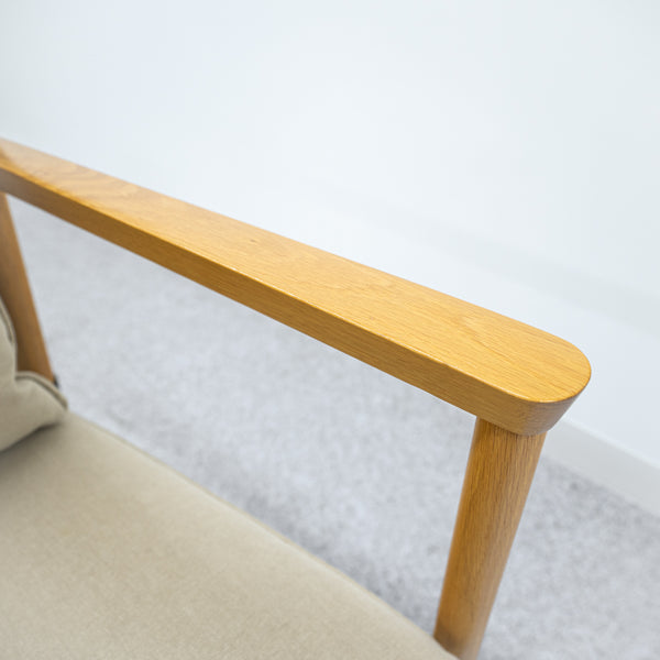 A.T.I.C / THOMPSON SOFA