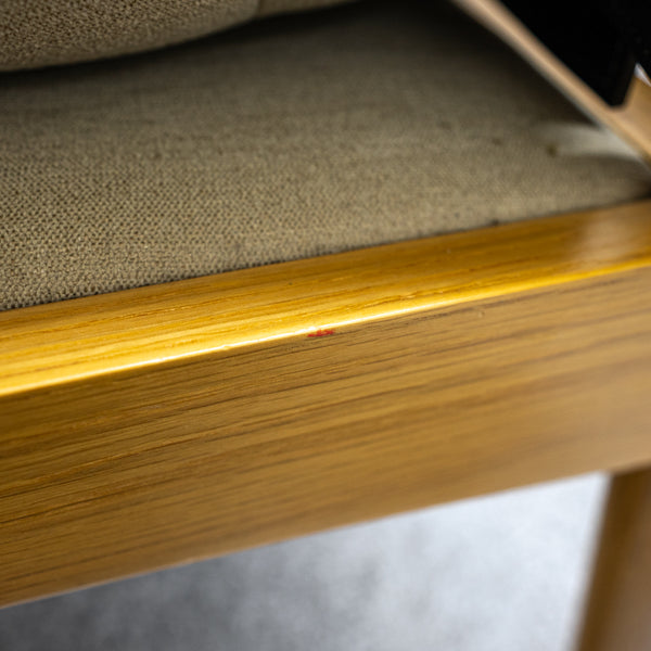 A.T.I.C / THOMPSON SOFA