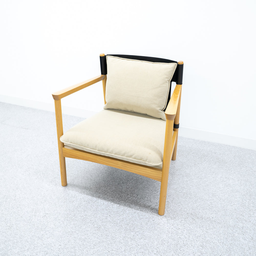 A.T.I.C / THOMPSON SOFA