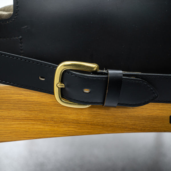 A.T.I.C / THOMPSON SOFA