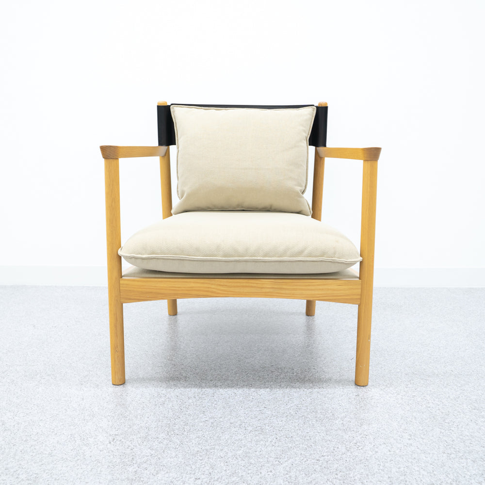 A.T.I.C / THOMPSON SOFA