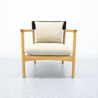A.T.I.C / THOMPSON SOFA